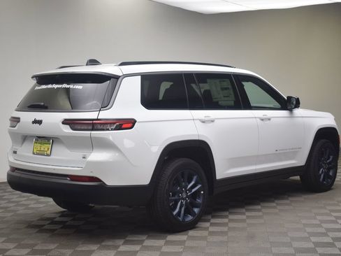 New 2026 Jeep Grand Cherokee L Limited AWD/4WD image 5