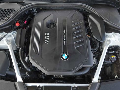 Used 2018 BMW 540i image 9