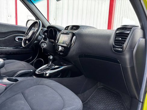 Used 2015 Kia Soul ! w/ Sun & Sound Package image 11