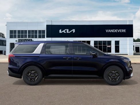 New 2026 Kia Carnival LX image 7