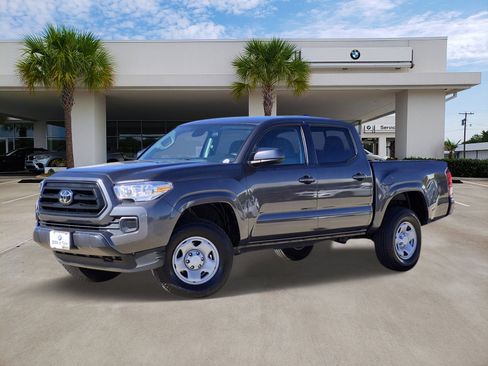 Used 2023 Toyota Tacoma SR image 1
