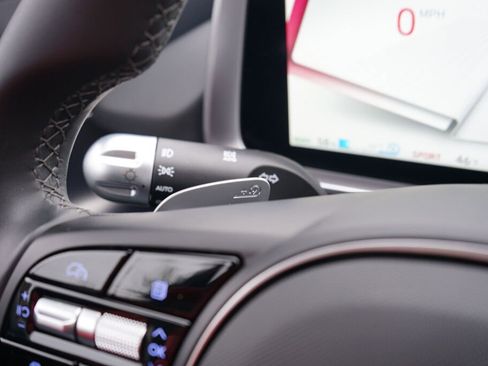 Used 2025 Hyundai Ioniq 6 SEL image 30