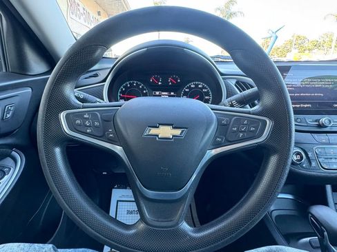 Used 2023 Chevrolet Malibu LT image 14