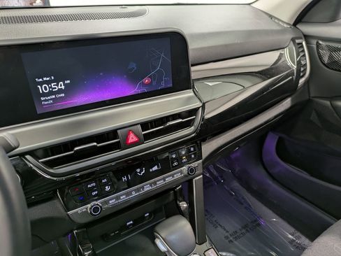 Used 2025 Kia Seltos S image 11