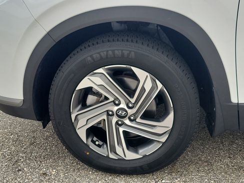 Used 2023 Hyundai Santa Fe SEL FWD image 8