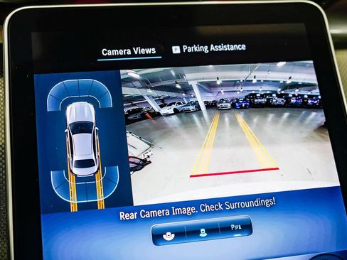 Used 2025 Mercedes-Benz C 300 Sedan image 23