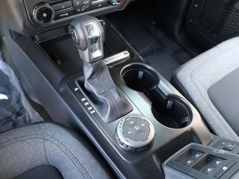 New 2025 Ford Bronco Base image 23