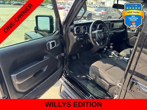 Used 2022 Jeep Gladiator Sport AWD/4WD image 10