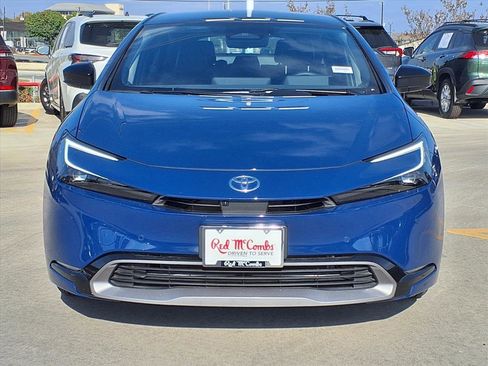 Used 2025 Toyota Prius Limited image 2