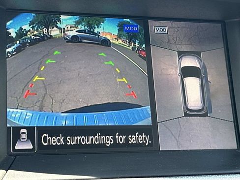 Used 2017 Nissan Pathfinder SL w/ SL Premium Package AWD/4WD image 31
