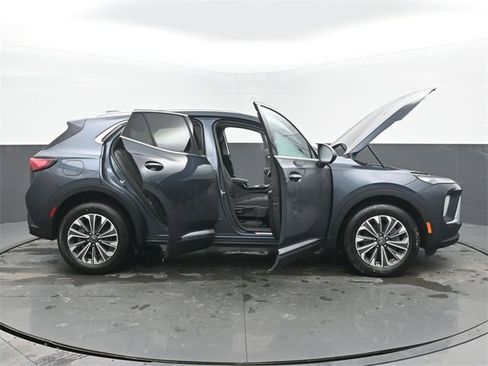 New 2026 Buick Envision Preferred image 57