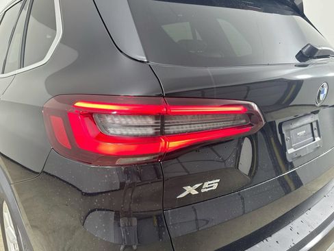Used 2023 BMW X5 xDrive40i w/ Premium Package AWD/4WD image 12