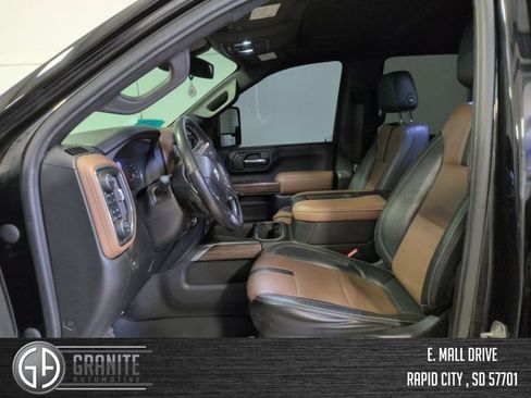 Used 2020 Chevrolet Silverado 2500 High Country w/ Safety Package II AWD/4WD image 10