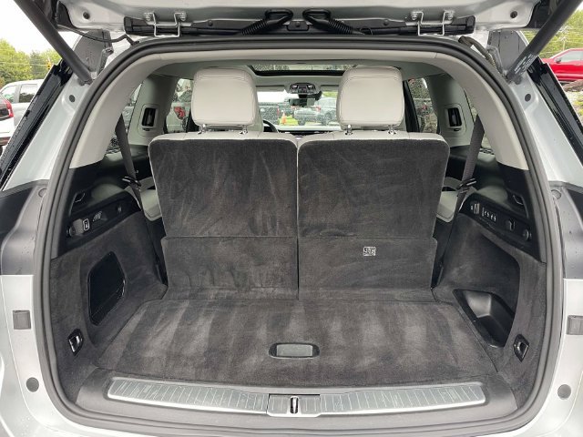 Used 2021 Jeep Grand Cherokee L Overland w/ Luxury Tech Group IV AWD/4WD image 9