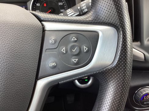Used 2023 GMC Terrain SLE w/ Driver Convenience Package FWD image 19