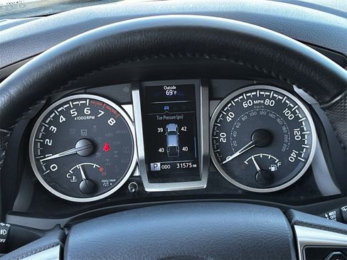 Used 2023 Toyota Tacoma SR5 image 13