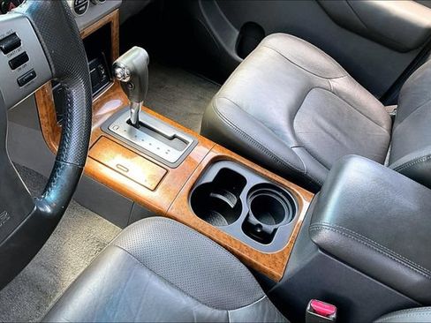 Used 2007 Nissan Pathfinder LE RWD image 17
