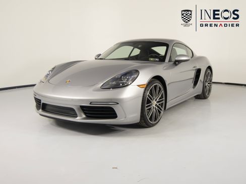 Used 2025 Porsche 718 Cayman image 1