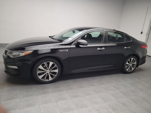 Used 2019 Kia Optima S FWD image 2