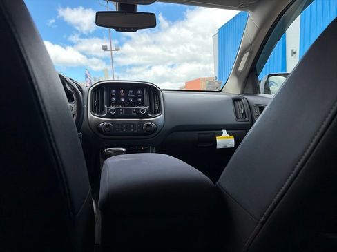 Used 2020 Chevrolet Colorado Z71 AWD/4WD image 30