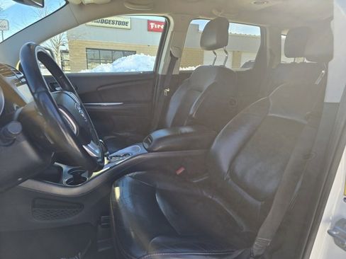 Used 2016 Dodge Journey R/T w/ Driver Convenience Group image 10