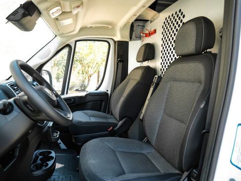 Used 2023 RAM ProMaster 2500 FWD image 29