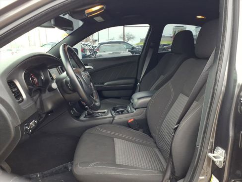 Used 2023 Dodge Charger SXT w/ Blacktop Package image 16