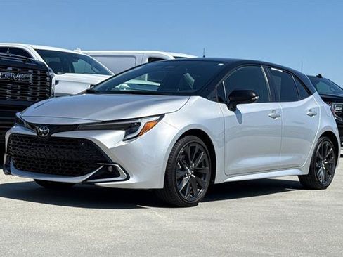 Used 2024 Toyota Corolla XSE FWD image 7