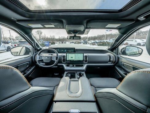 New 2026 Ford Expedition Tremor image 18