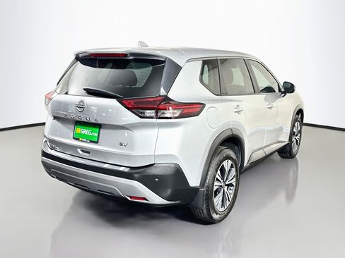 Used 2022 Nissan Rogue SV FWD image 10
