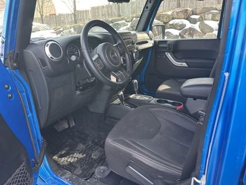 Used 2015 Jeep Wrangler Unlimited Sahara w/ Trailer Tow Group image 14