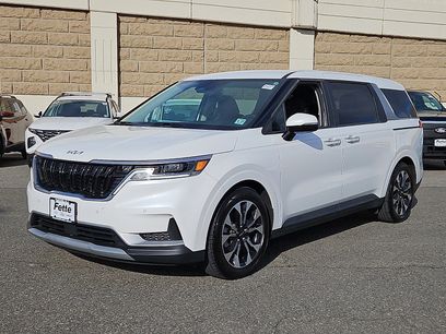 Certified 2023 Kia Carnival EX