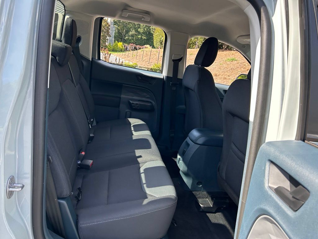 Used 2023 Ford Maverick XL FWD image 44