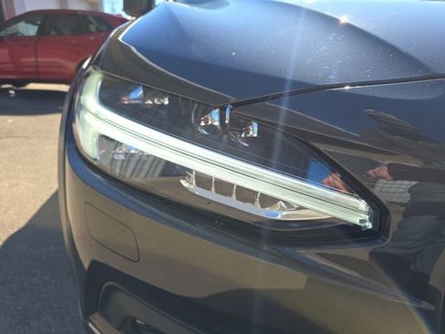 Certified 2025 Volvo V90 B6 Cross Country Ultra image 14