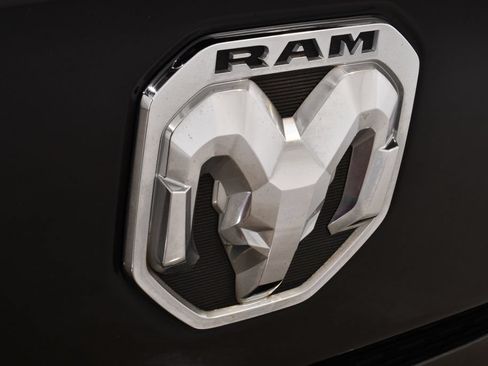 Used 2019 RAM 1500 Big Horn AWD/4WD image 24