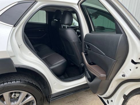 Used 2022 MAZDA CX-30 AWD 2.5 S w/ Premium Package image 14