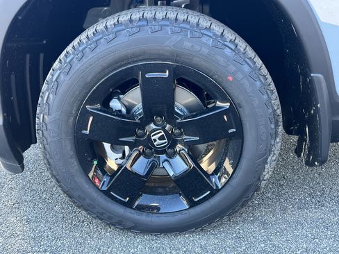 New 2026 Honda Ridgeline Black Edition image 19