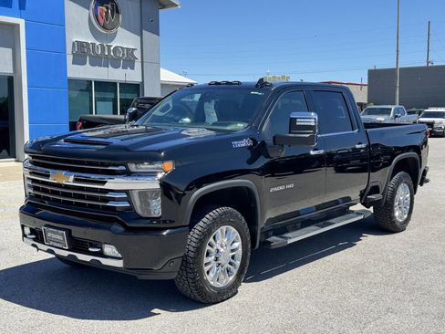 Used 2020 Chevrolet Silverado 2500 High Country w/ Z71 Off-Road Package AWD/4WD image 1
