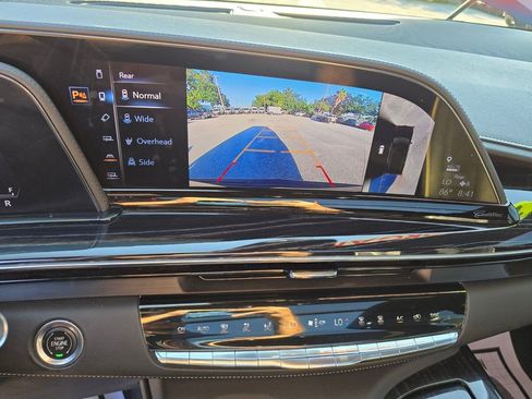 Used 2021 Cadillac Escalade ESV Sport w/ Driver Assist Tech Package AWD/4WD image 26