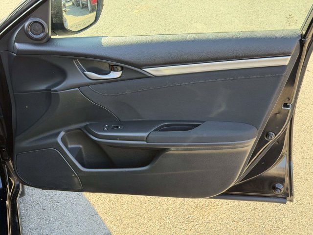 Used 2018 Honda Civic EX image 8