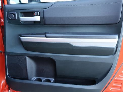 Used 2016 Toyota Tundra SR5 image 12