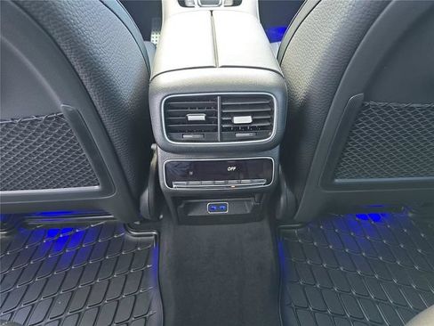 Used 2026 Mercedes-Benz GLS 450 4MATIC image 20