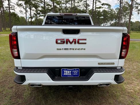 New 2026 GMC Sierra 1500 Elevation w/ Elevation Premium Package AWD/4WD image 4