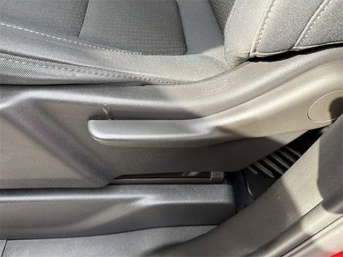 Used 2019 Chevrolet Silverado 1500 Custom Trail Boss w/ Custom Convenience Package image 17