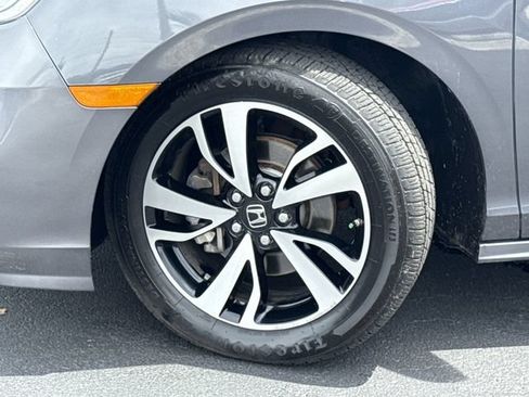 Used 2018 Honda Odyssey Elite image 43