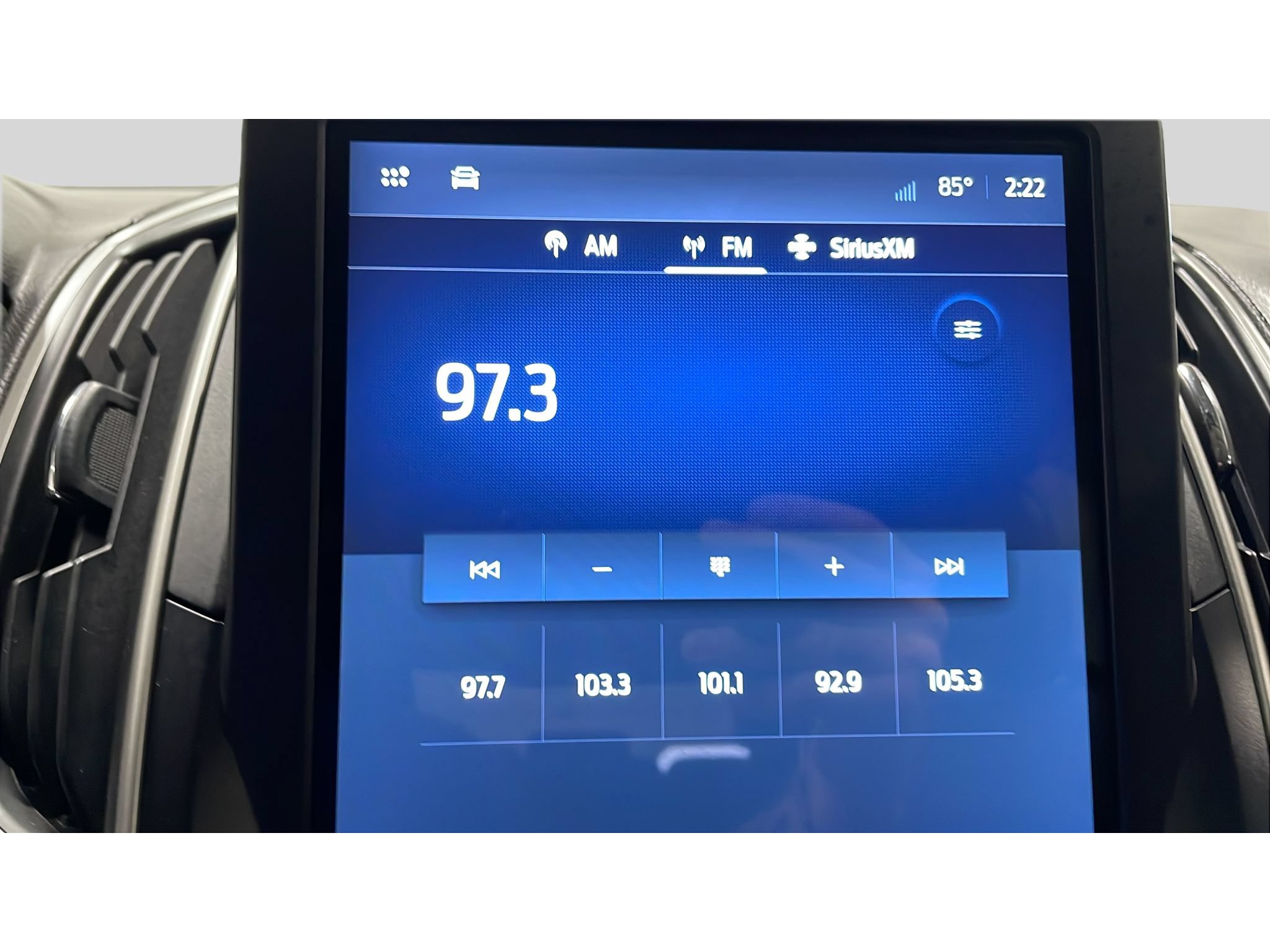 Used 2022 Ford Edge SEL AWD/4WD image 12