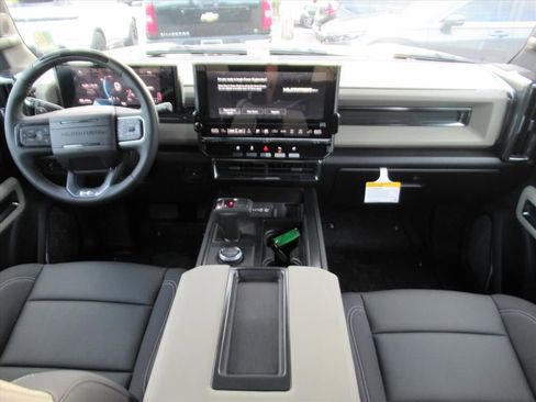 New 2026 GMC Hummer EV 4x4 Crew Cab image 12