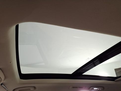 Used 2020 Cadillac XT6 Premium Luxury image 16