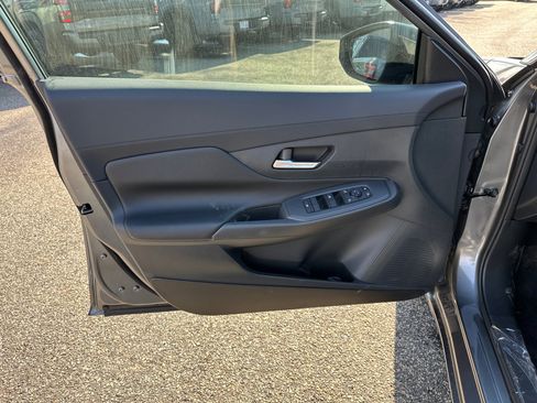 New 2026 Nissan Sentra SV w/ SV Convenience Package image 10