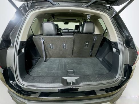 Certified 2023 Honda Pilot Elite image 35